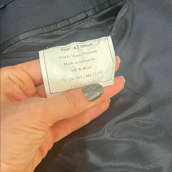 Men’s 3 piece Pronto Uomo Platinum Wool Suit, navy blue, new, 42S
